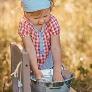 Little Helpers.0004.JPG