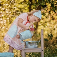 Little Helpers.0003.JPG