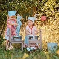 Little Helpers.0013.JPG